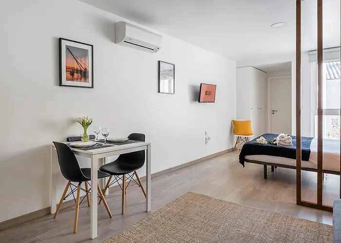 Guestready - Ria Reflection